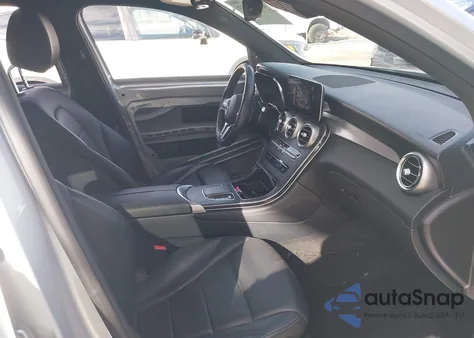 2020 Mercedes-Benz Glc 300 z USA, uszkodzony, nr VIN WDC0G8DB9LF687996